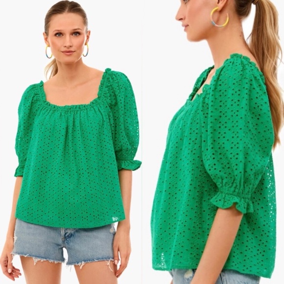 TUCKERNUCK / Pomander Place Kelly Eyelet Green Top - Picture 2 of 5